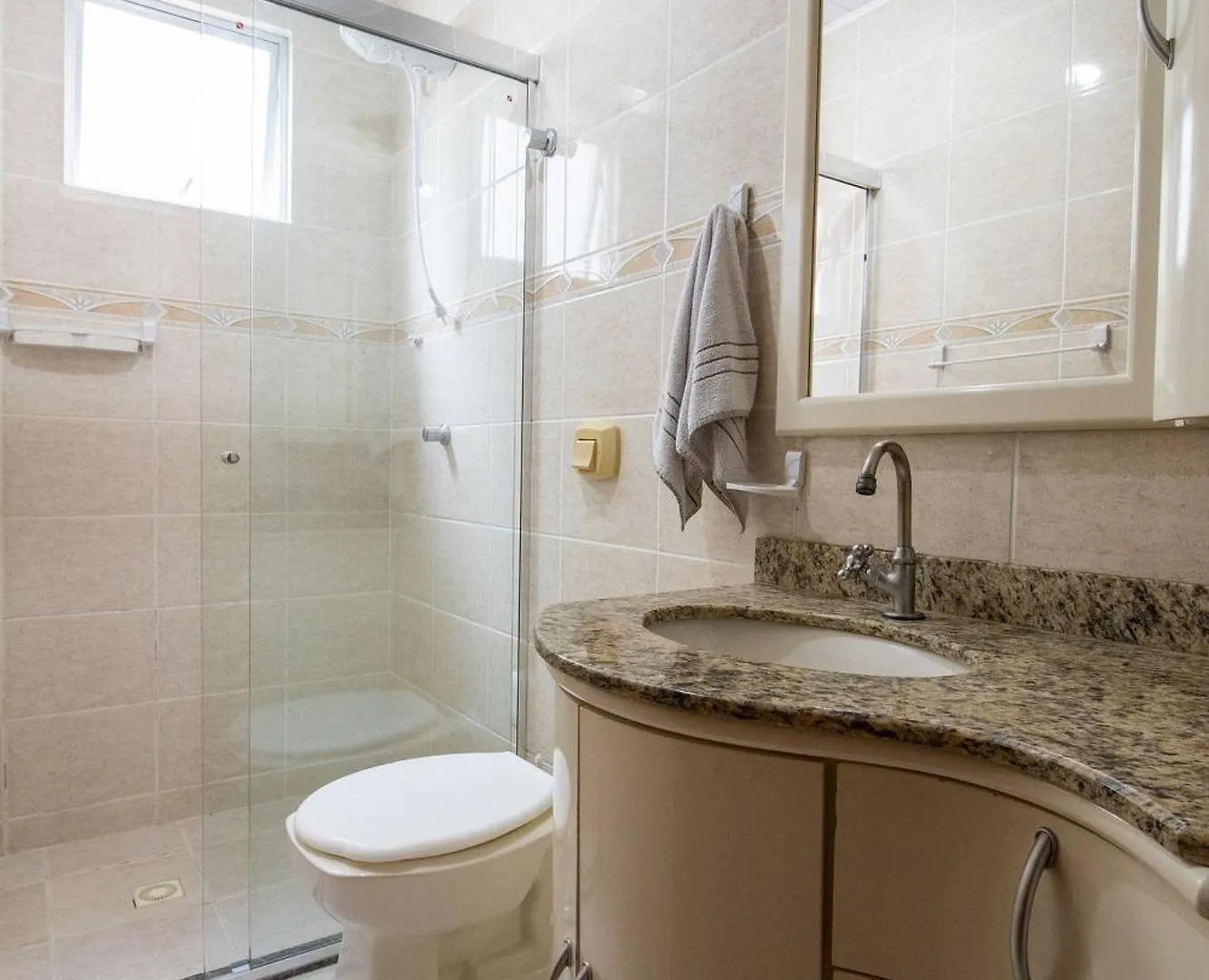 Mnt51 - Churrasq, Climatizado, 2 Dorm, Garagem Balneario Camboriu Brazil