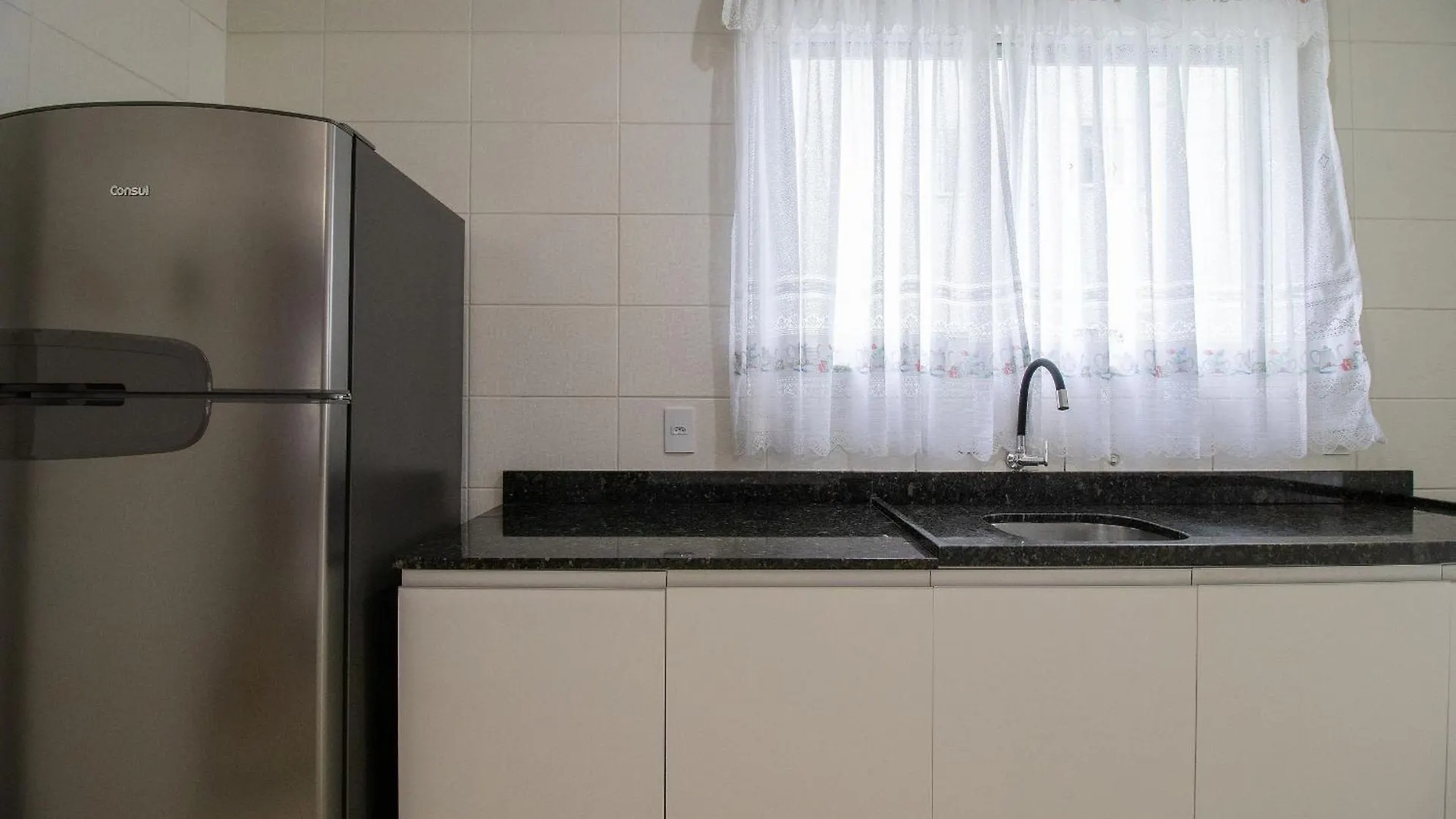 Mnt51 - Churrasq, Climatizado, 2 Dorm, Garagem Balneario Camboriu Brazil
