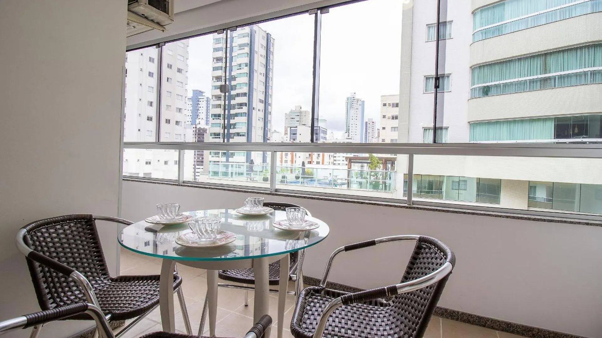 Mnt51 - Churrasq, Climatizado, 2 Dorm, Garagem Balneario Camboriu 0*,