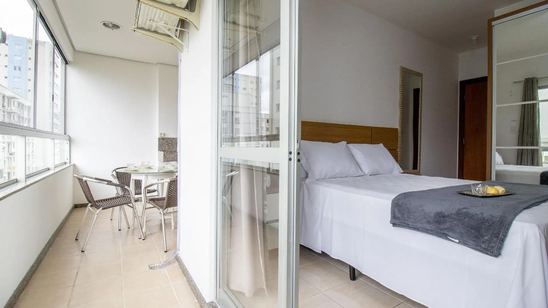 Apartment Mnt51 - Churrasq, Climatizado, 2 Dorm, Garagem Balneario Camboriu Brazil