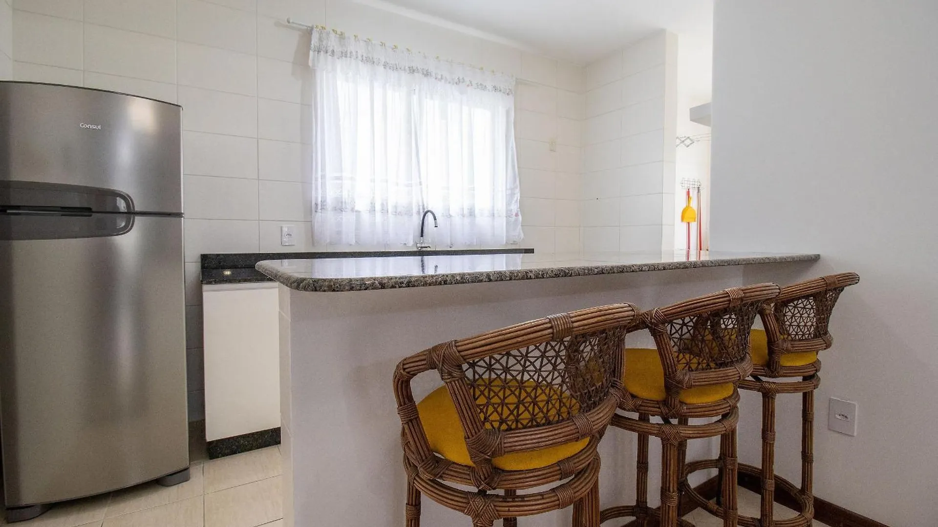 Mnt51 - Churrasq, Climatizado, 2 Dorm, Garagem Balneario Camboriu