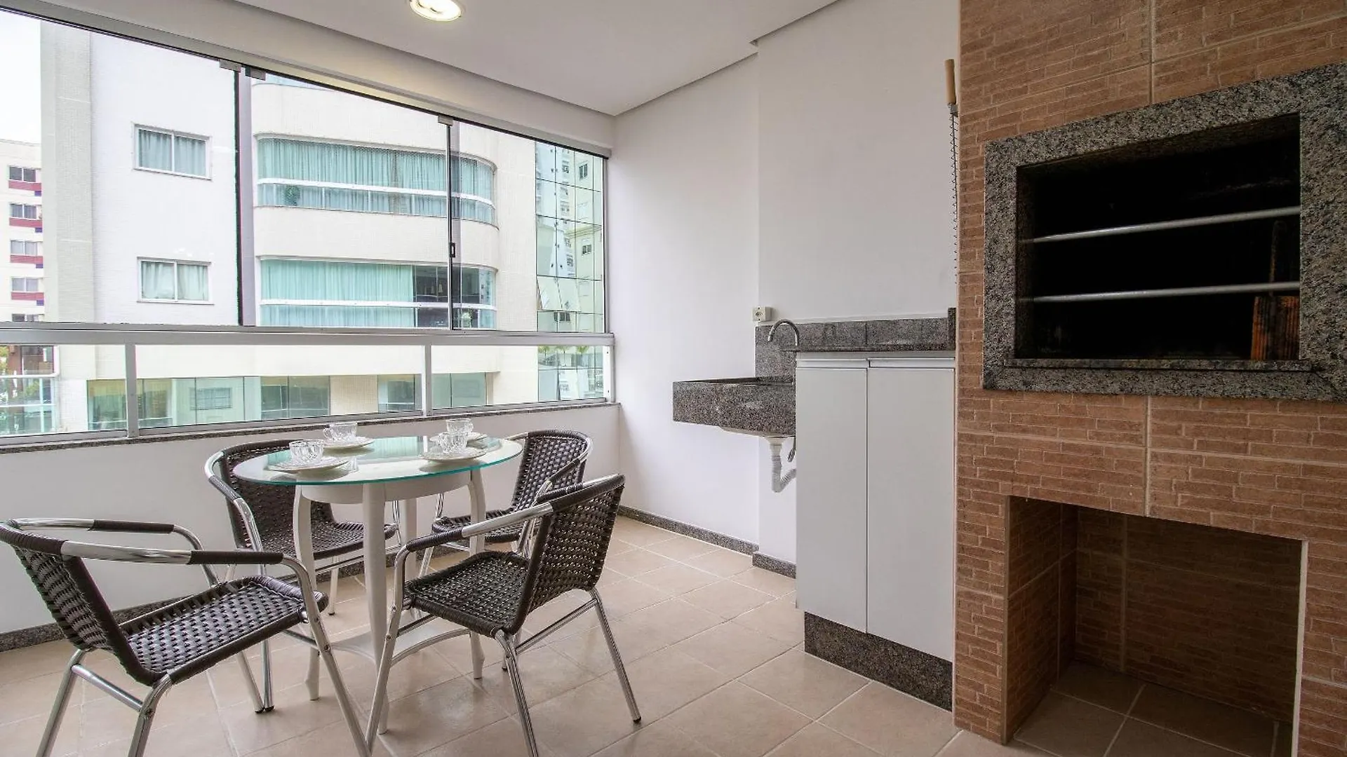 Apartment Mnt51 - Churrasq, Climatizado, 2 Dorm, Garagem Balneario Camboriu
