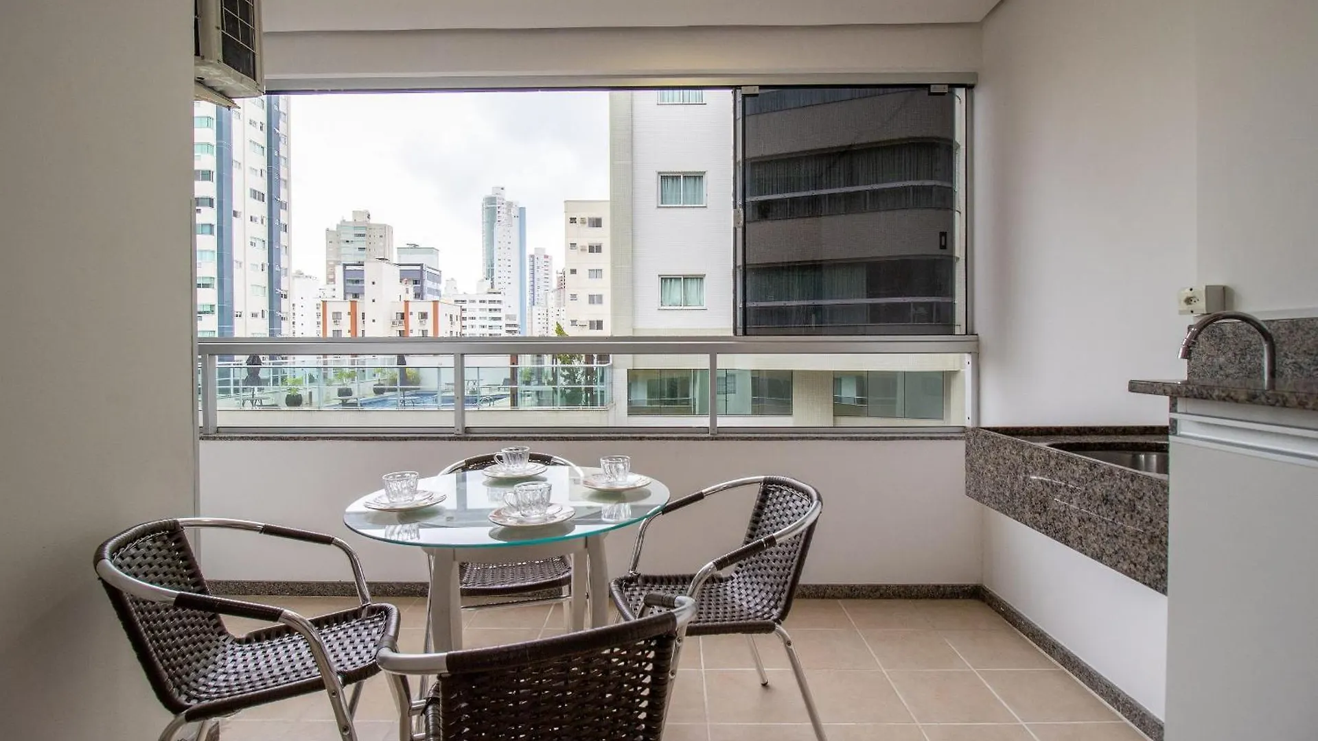Mnt51 - Churrasq, Climatizado, 2 Dorm, Garagem Balneario Camboriu Apartment